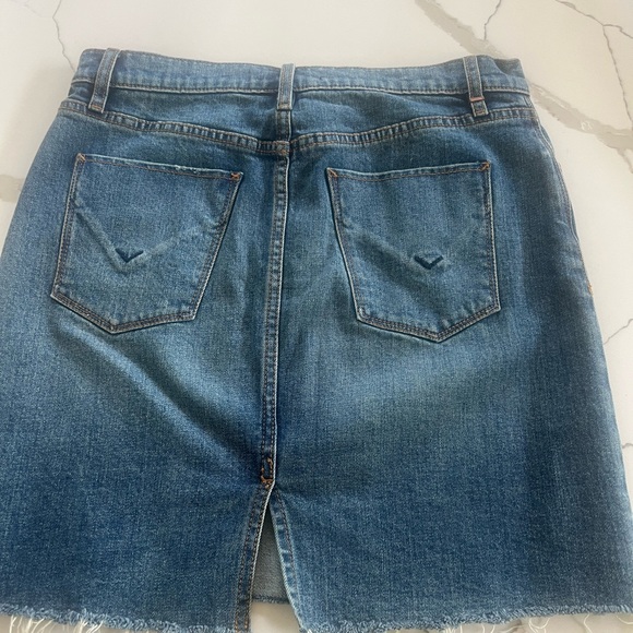 Hudson brand denim skirt-excellent condition - Picture 2 of 4
